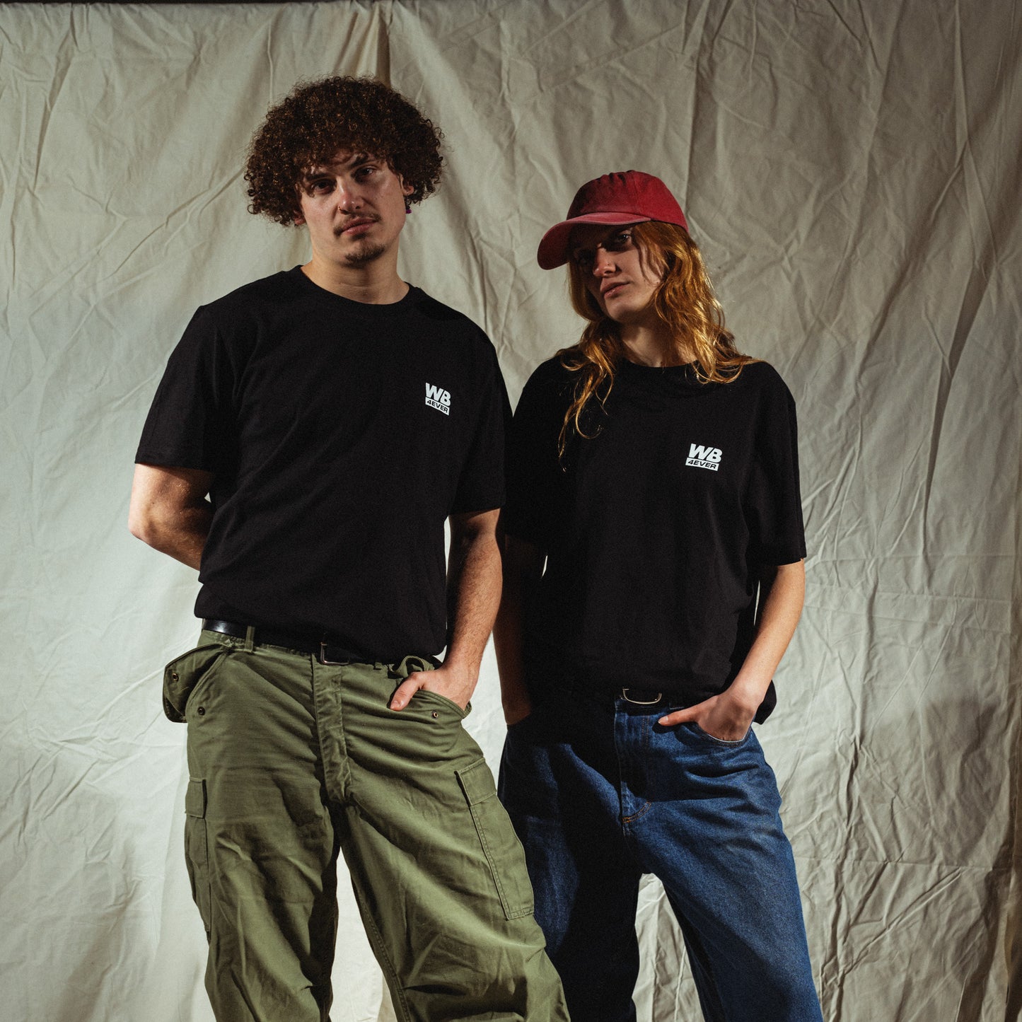 "Wi Are Family" Tee Black